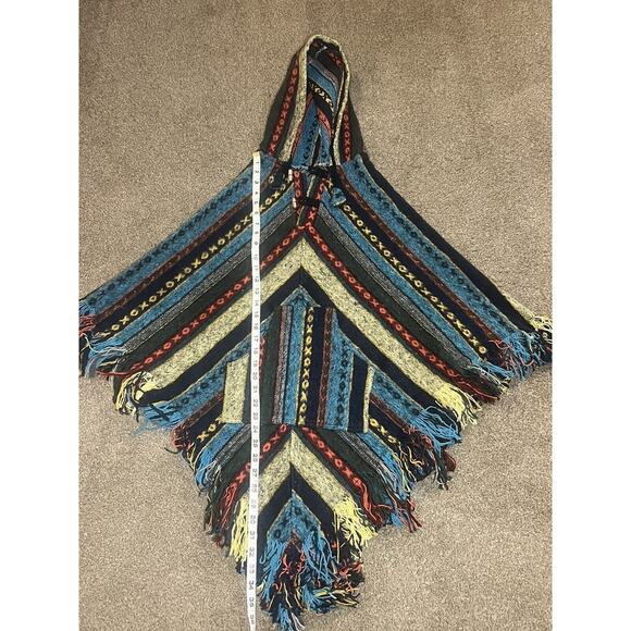 Handwoven Nepal Fringe Poncho Unisex Design Front Pocket Pointed Hooded One Size - Picture 9 of 13